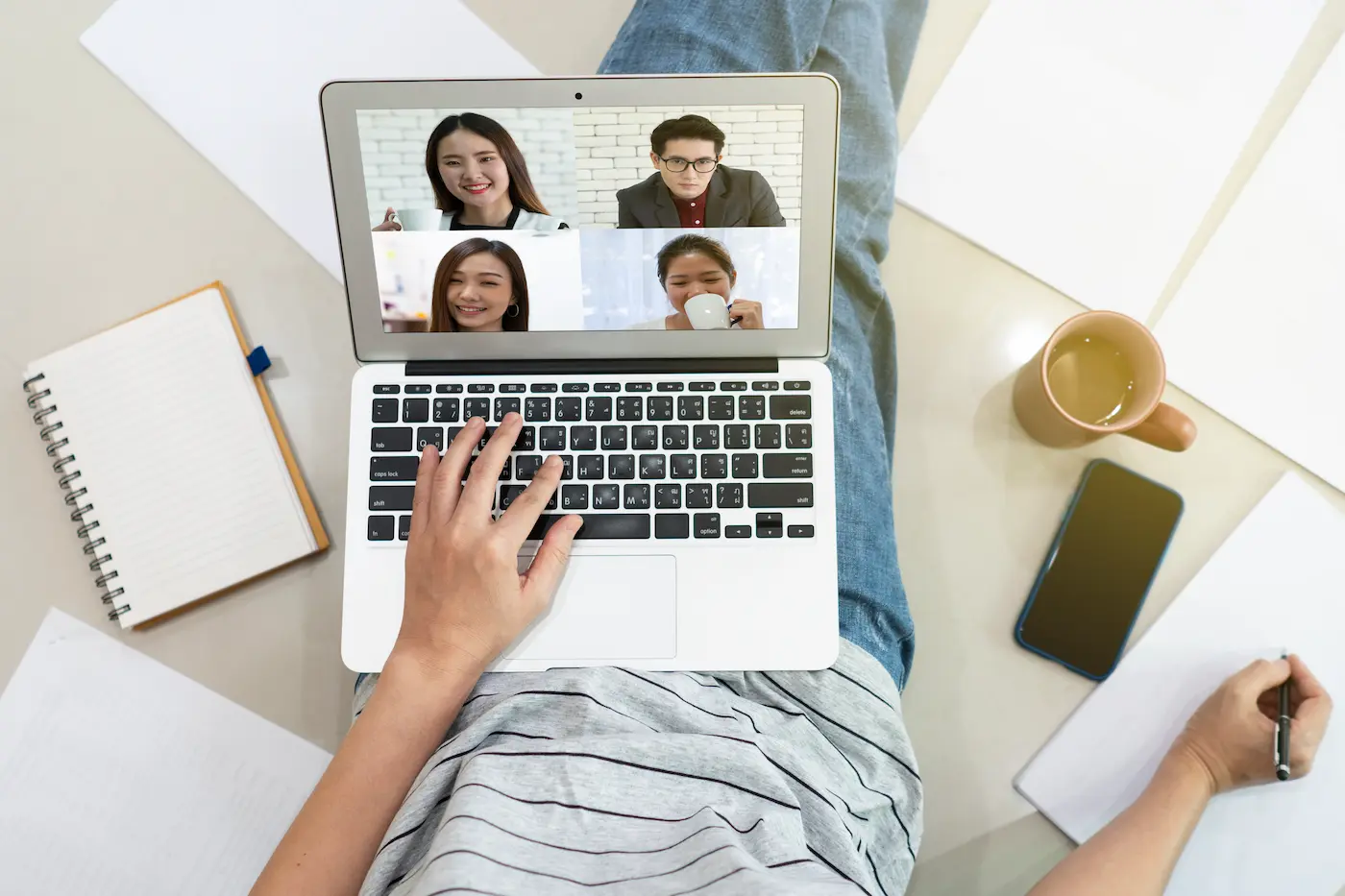 Activiteiten voor teamwerk op afstand